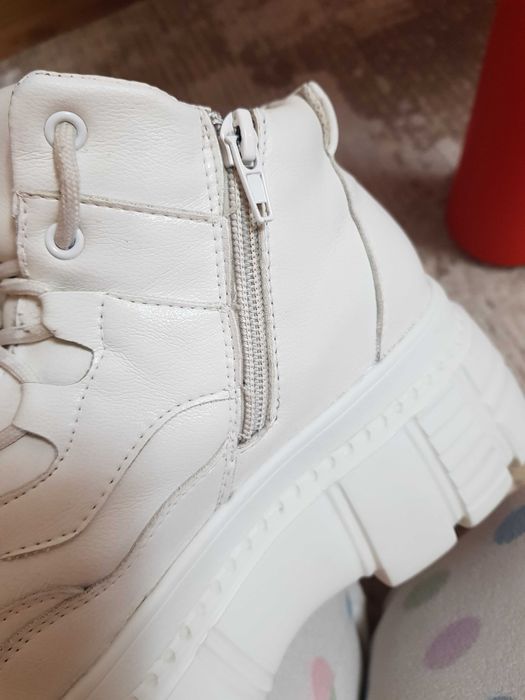 Кросівки зима 36р.