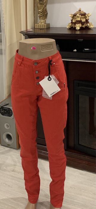 Штани джинси,нові привезені з італіі