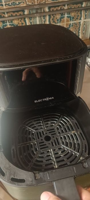 Fritadeira Eletrônica Crispy 4L