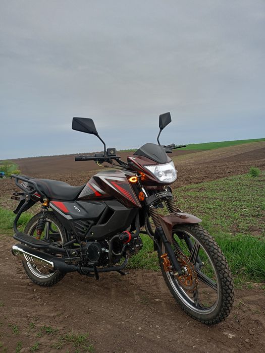 Продаєця   Мотоцикл  Forte 125LX-B
