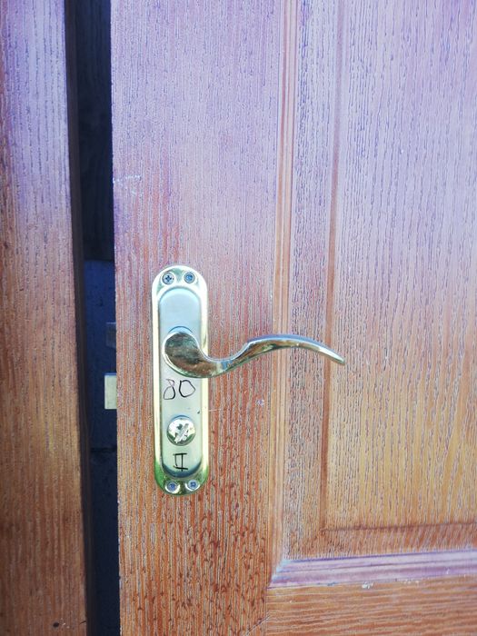 Продам міжкімнатні двері