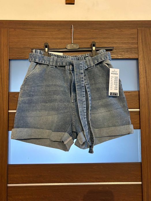 Pepco - nowe szorty jaśniejszy jeans wywijki pasek 38!