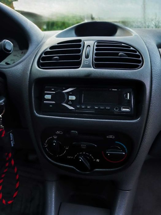 Peugeot 206, 1.1 Gasolina