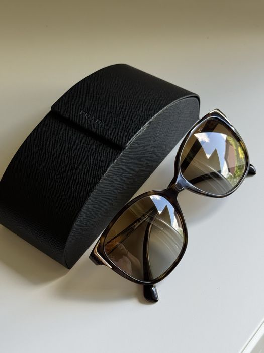 Сонцезахисні окуляри Prada оринінал