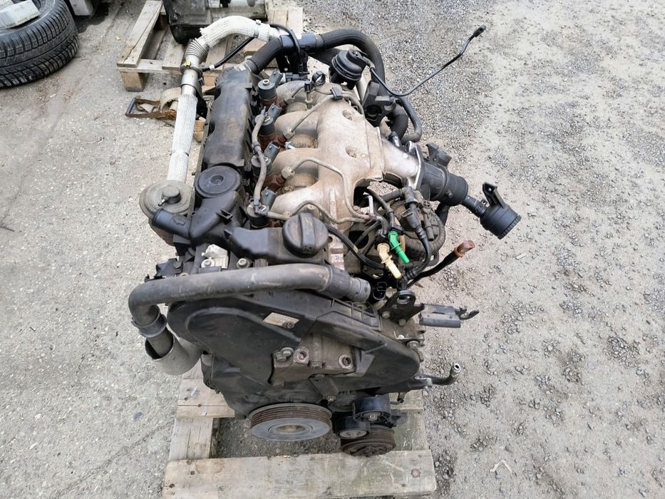 Citroen C8 Peugeot 807 - Silnik 2.2 HDi 4HW 10DZ33 kpl. pompa wtryski