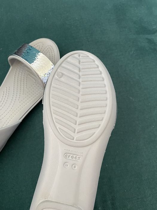 Sandały Crocs Lina Embellished Dorsay r. 36/37 W6
