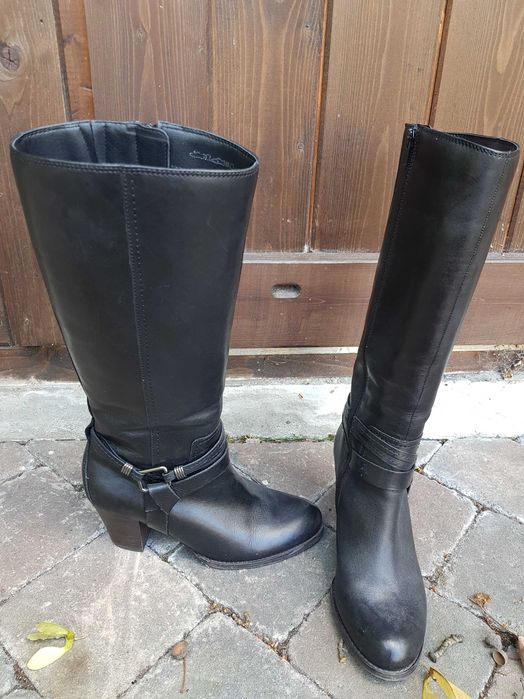 Botas de couro preto (37)