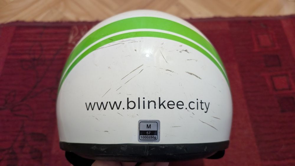 Kask orzeszek na skuter hulajnoga Blinkee