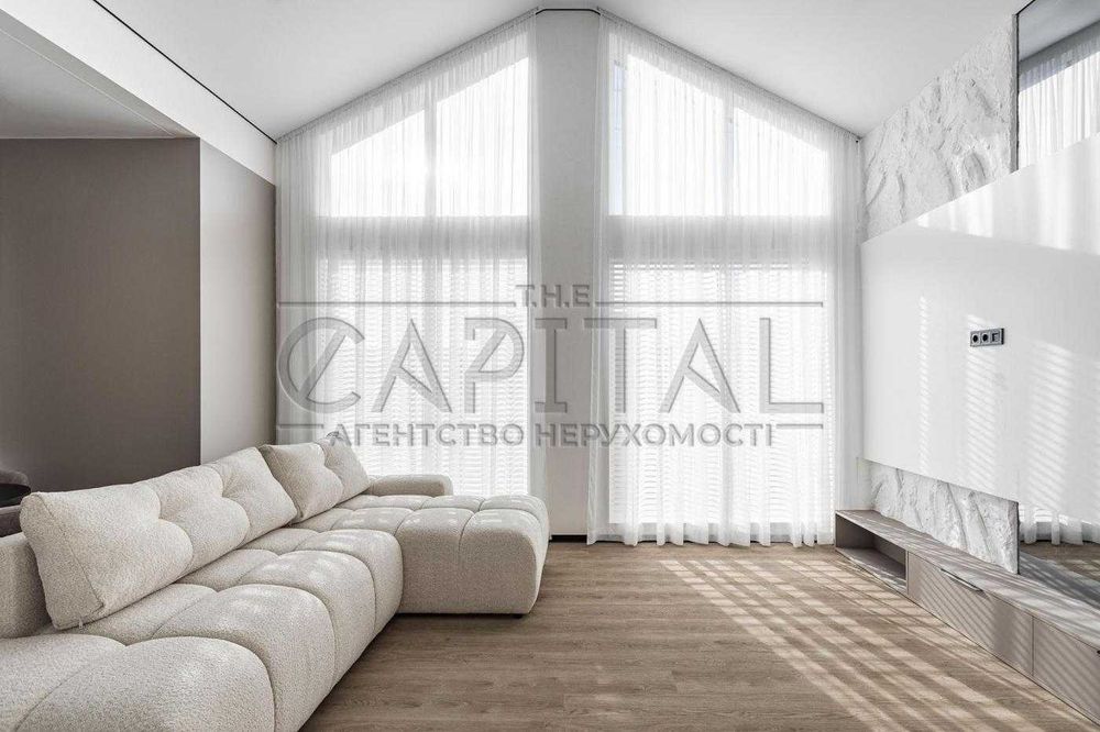 Продаж будинку в закритому КМ в селі Крюківщина Автономний з ремонтом