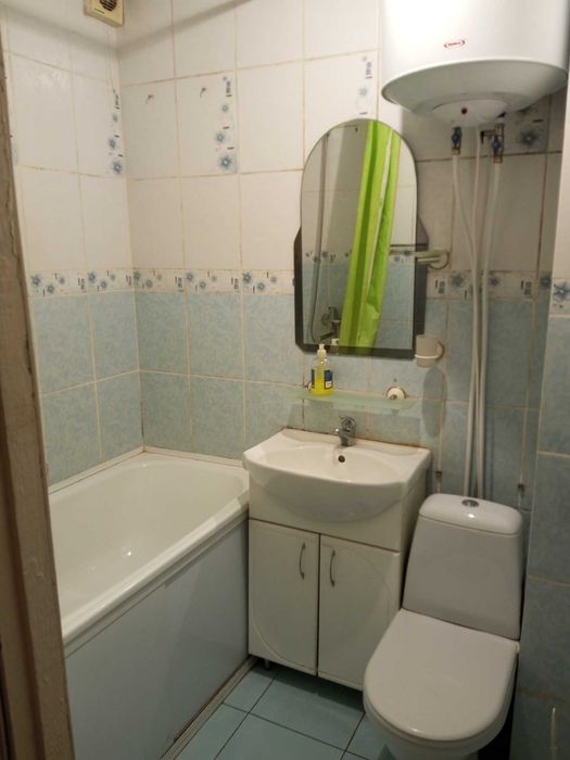 1-ком. кв-ра Лукьяненко (ТУРИСТ) посуточно-почасово