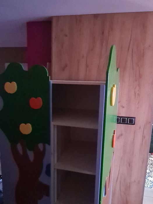 Globinit szafa  do pokoju dziecięcego