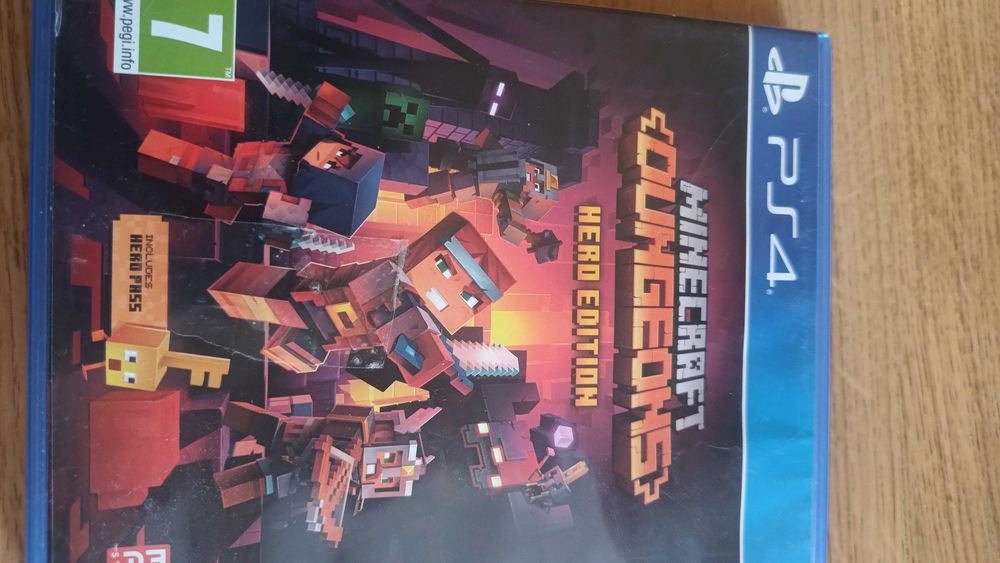 PS4 - gra Minecraft Dungeons - Hero Edition