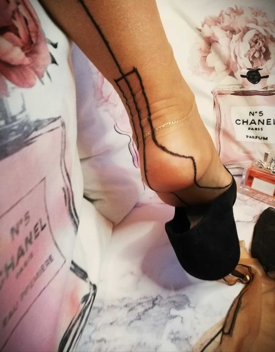 pończochy cieliste szew kubańska pięta