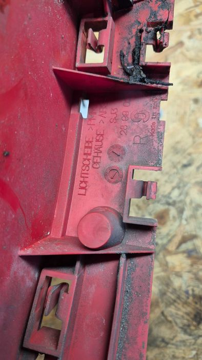 AUDI A4 B5 (8D)-Stop/Farolim DIREITO SEDAN/CARRO 1995 até 2000 *