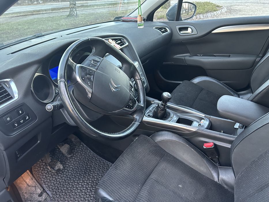 Citroen C4 2014 1,2 130kM