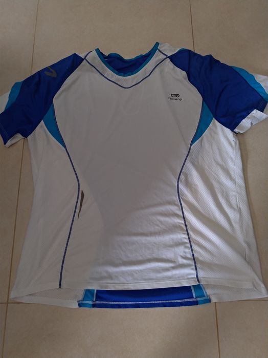 T-shirts de desporto Decathlon
