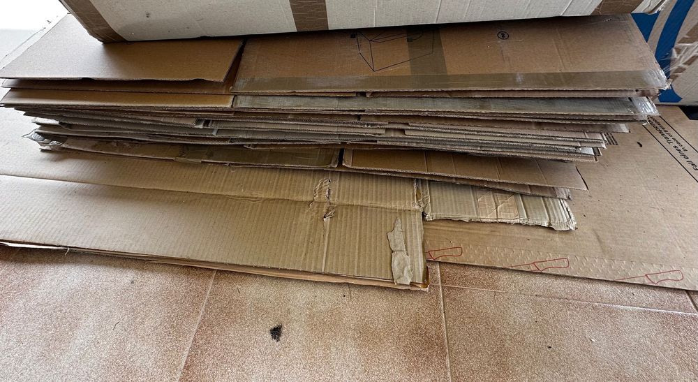 Caixas em cartão para mudança de casa