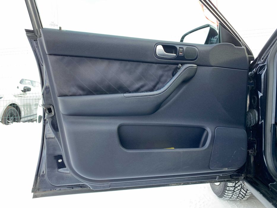 Audi A3 2002 1.6 бензин