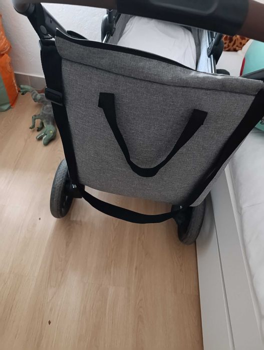 carrinho de bébé