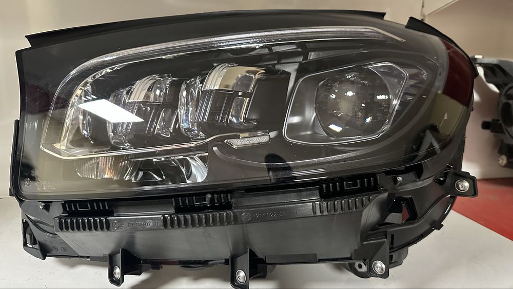 Продам Нові оригінальні передні фари на Мерседес GLS Х167 MULTIBEAM