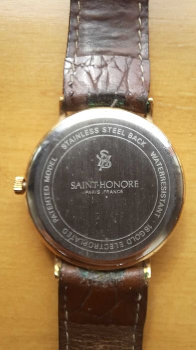 Relógio Saint Honore banhado ouro 18K - 32 m/m