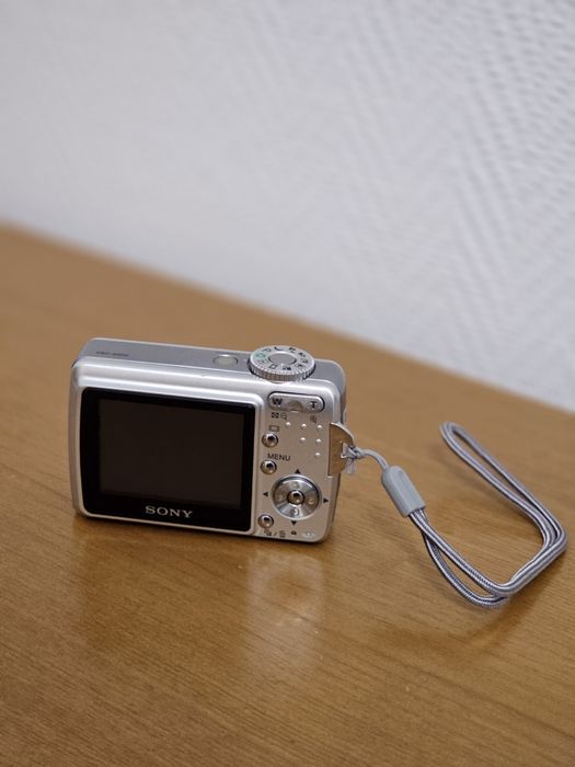 Sony Cyber-shot DSC-S500