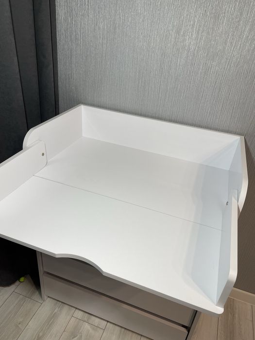 Дитячий комод-пеленатор