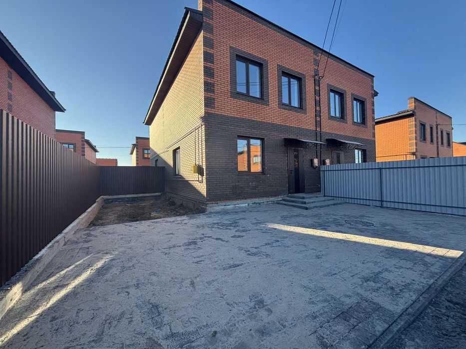 Продаж дуплекса з ремонтом в топ локації