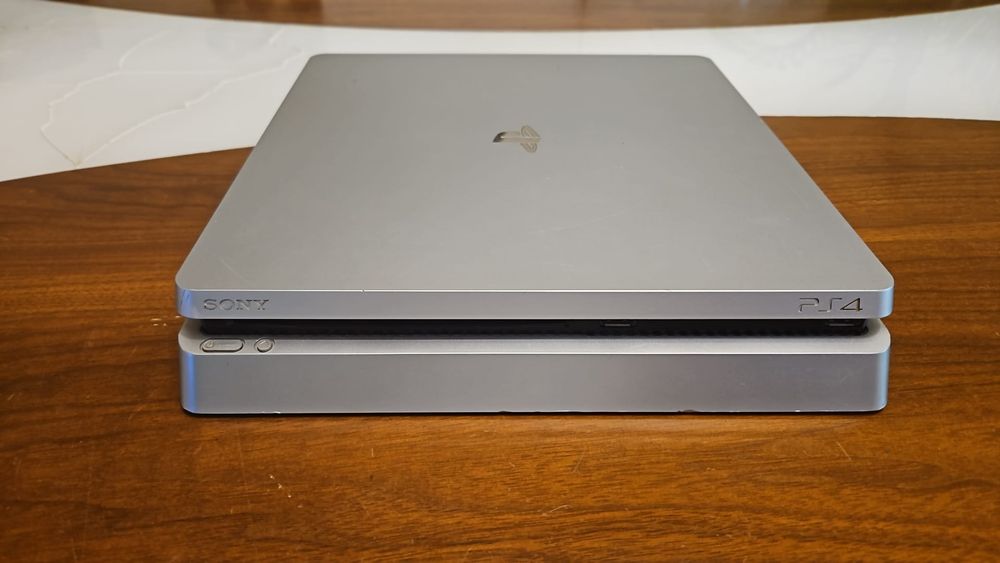PlayStation  PS4