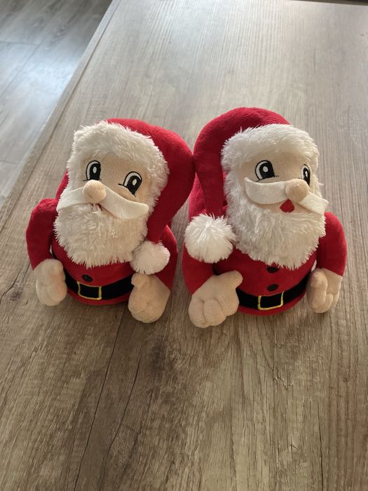 Kapcie z Świętym Mikołajem