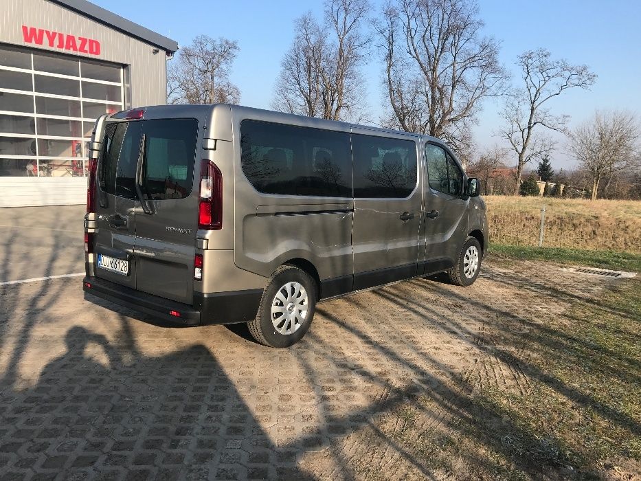 Wynajem Wypożyczalnia Busów Busa 9 i 8 osobowego Nowe Modele Long