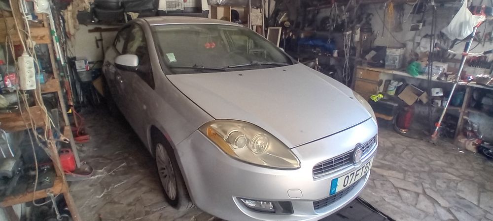 Bravo 1.6 multijet 2008 para arranjar ou peças