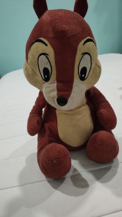 Peluche grande esquilo castenho da Disney Tico e Teco