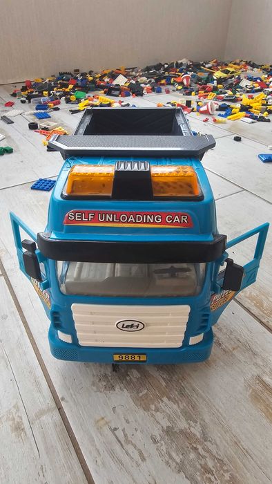 Самоскид іграшковий SMIKI самосвал игрушечный интерактивный