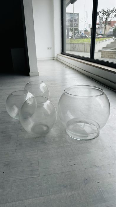 4 aquários bola de vidro