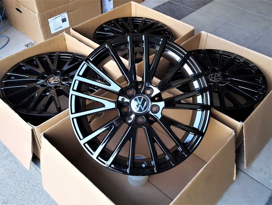 Alufelgi 18 5x112 VW Golf Passat Touran Caddy Jetta T-Roc Czarne 276#