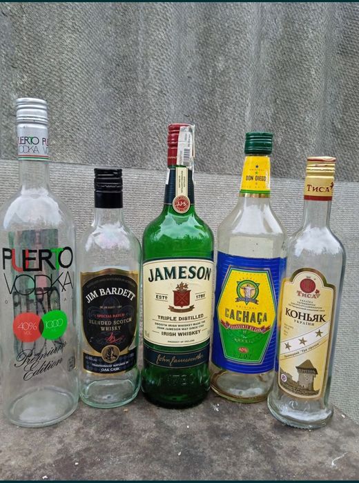 Пустая бутылка от 5 до 15 грн