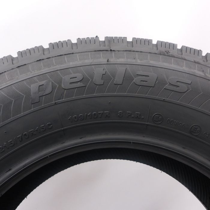 Opony 215/70/15C Petlas 215/70R15C 107R Wielosezonowe 2020 Nieużywane