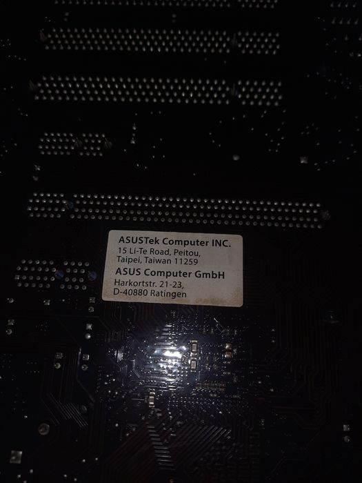 Продам комплект материнки, проца, озу