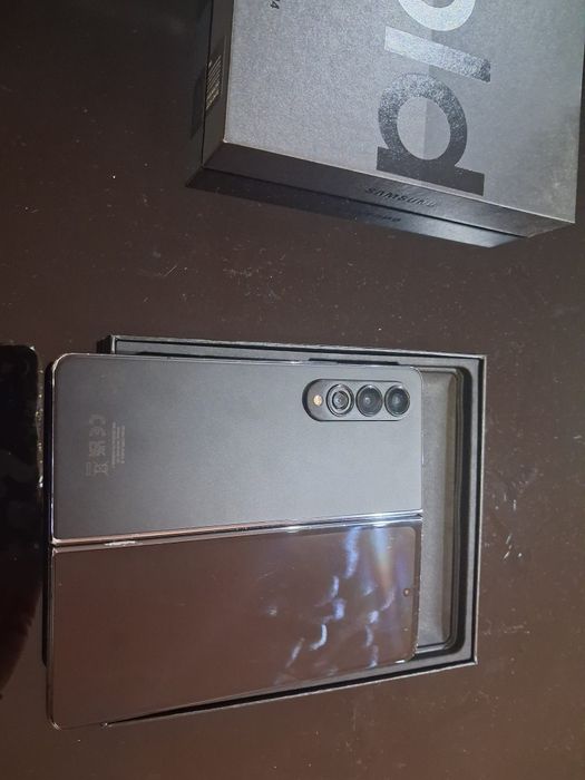 Samsung Galaxy Z Fold4 5G – 12GB 512GB