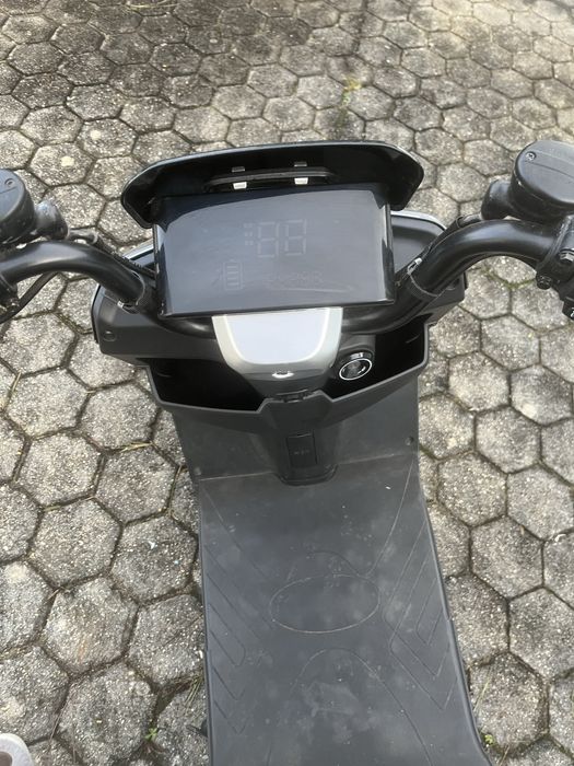 Mota eletrica goose fox cinzenta