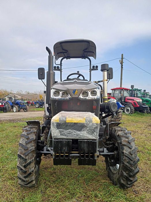 Трактор Скаут 404 СР козырек