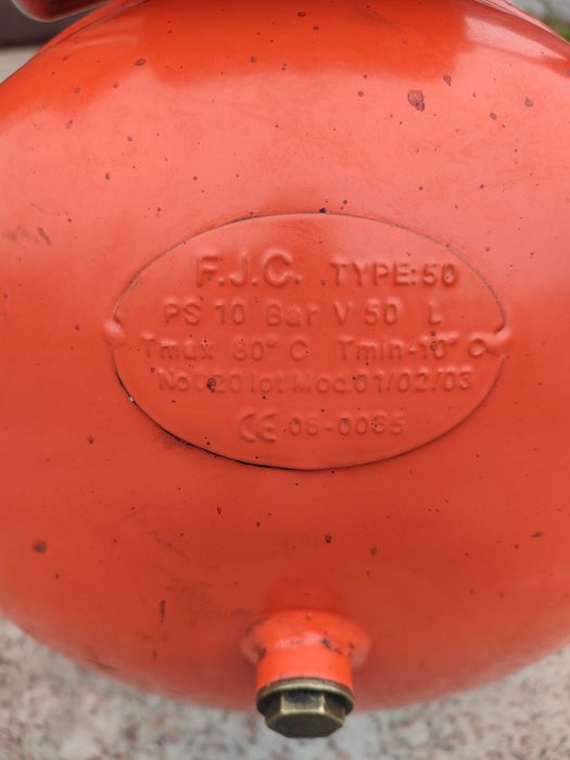 Компресор BLACK DECKER 50L воздушний