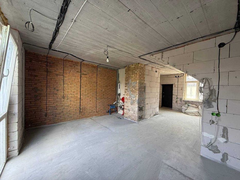 Держ Програми Таунхаус Дніпровський район вул.Садова Поруч пляж