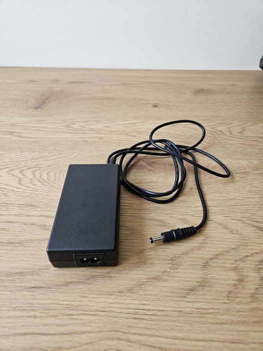 Volante Logitech G923 (PC/PS4/PS5) + Pedais