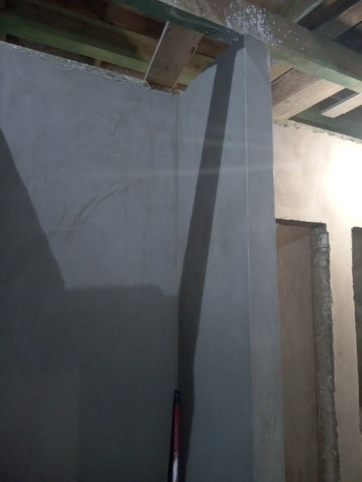 Tynki maszynowe  cementowo- wapienne  posadzki z mixokreta