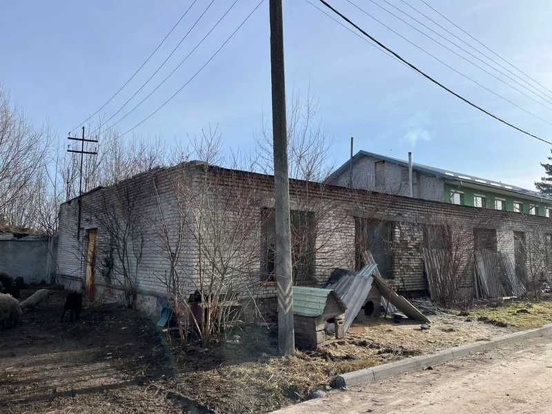 ПРОДАЖ - Будівля сенпропускника, площею 217,5 м2 м. Кам’янка-Бузька