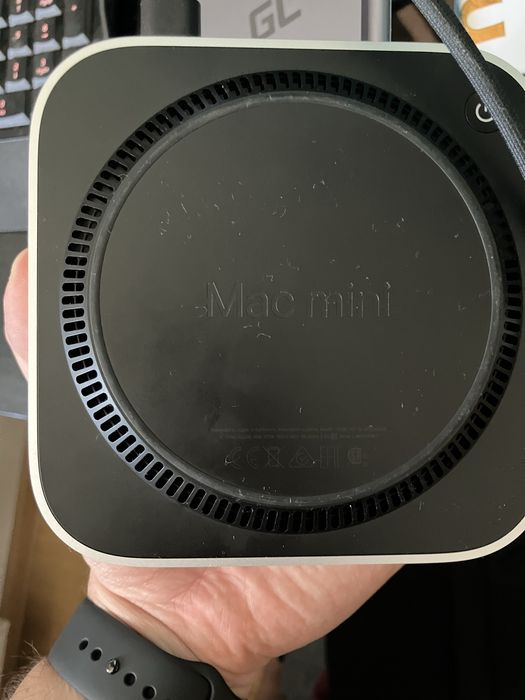Mac Mini 2024 16GB RAM 256GB SSD