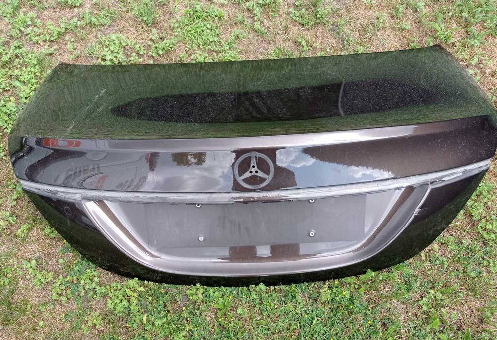 Mercedes W 205 кришка багажника 2018-2021