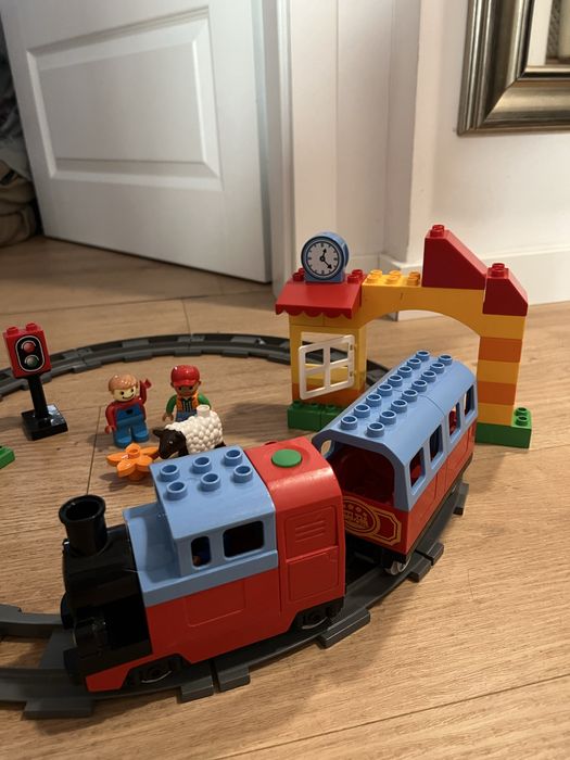 Lego duplo zestaw kolekcjonerski Mój Pierwszy Pociąg 10507